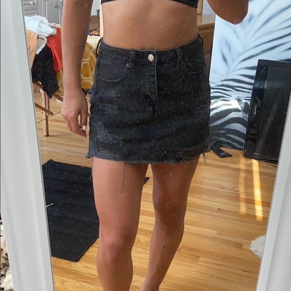 AE black denim skirt - Picture 4 of 4